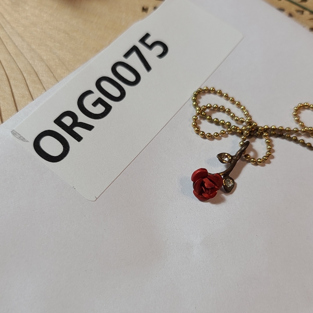 Ladies necklace for sale Very petite. Petite - Picture 5 of 10